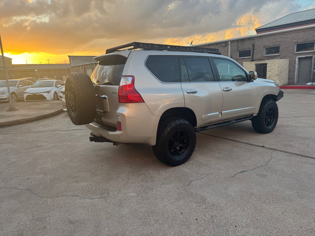 2012 Lexus GX Image 20