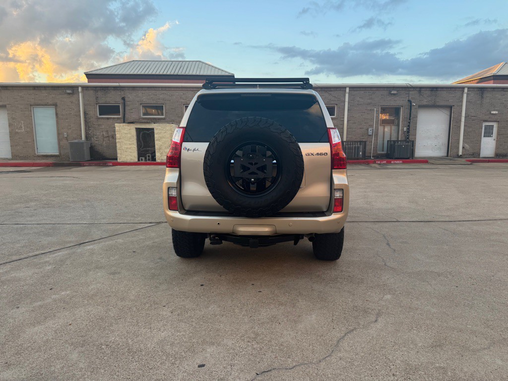 2012 Lexus GX Image 22