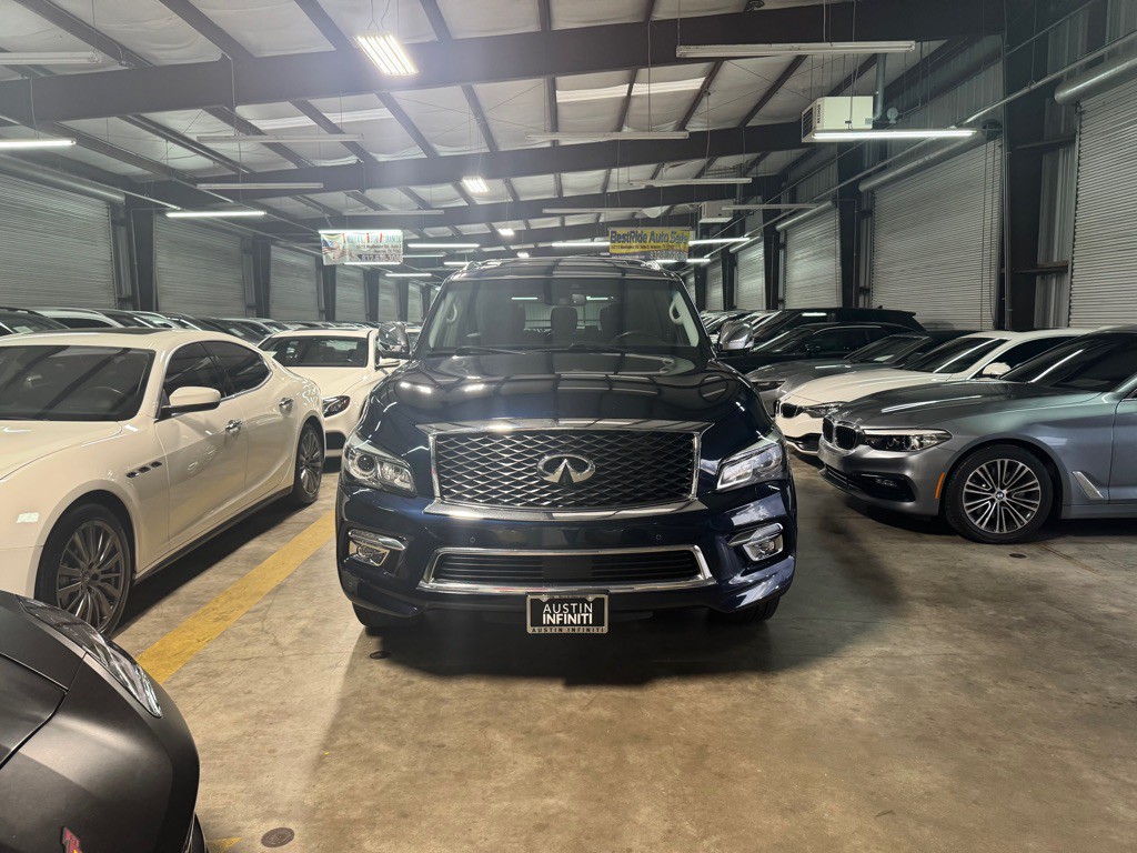 2017 INFINITI QX80 Image 3