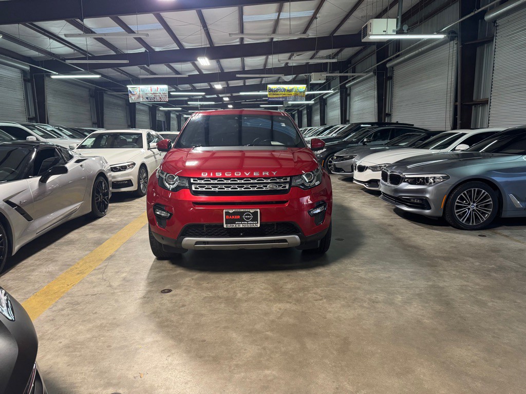 2017 Land Rover Discovery Sport Image 4
