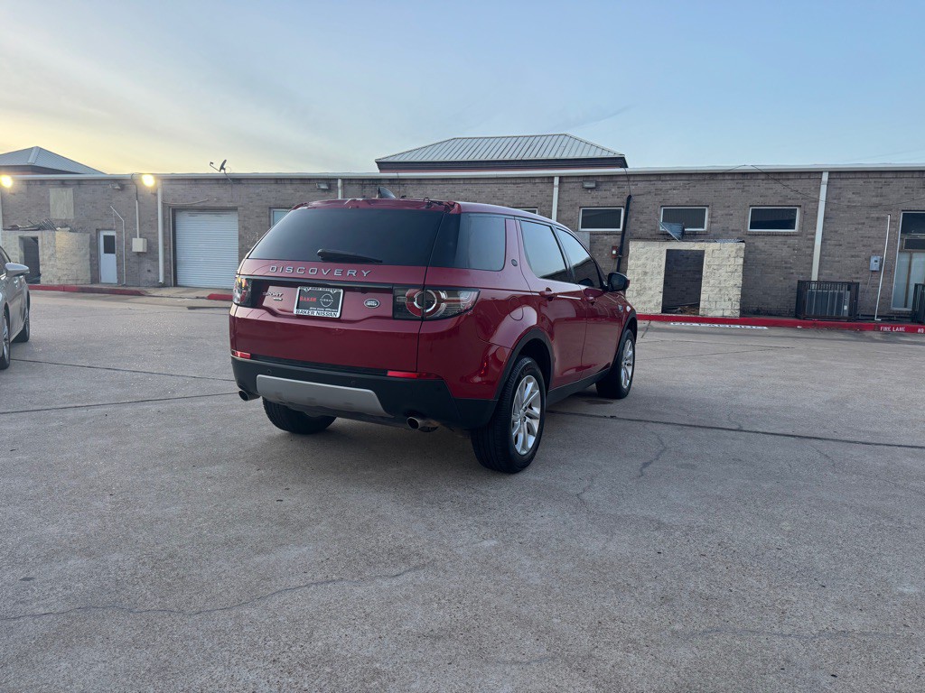 2017 Land Rover Discovery Sport Image 16