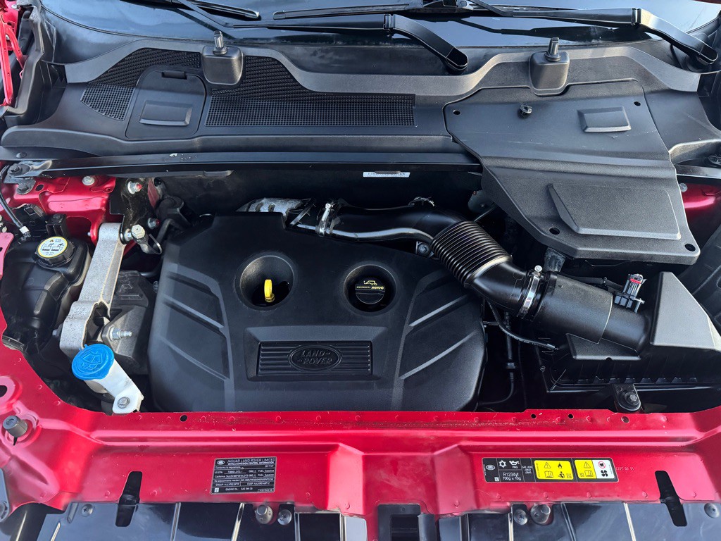 2017 Land Rover Discovery Sport Image 33