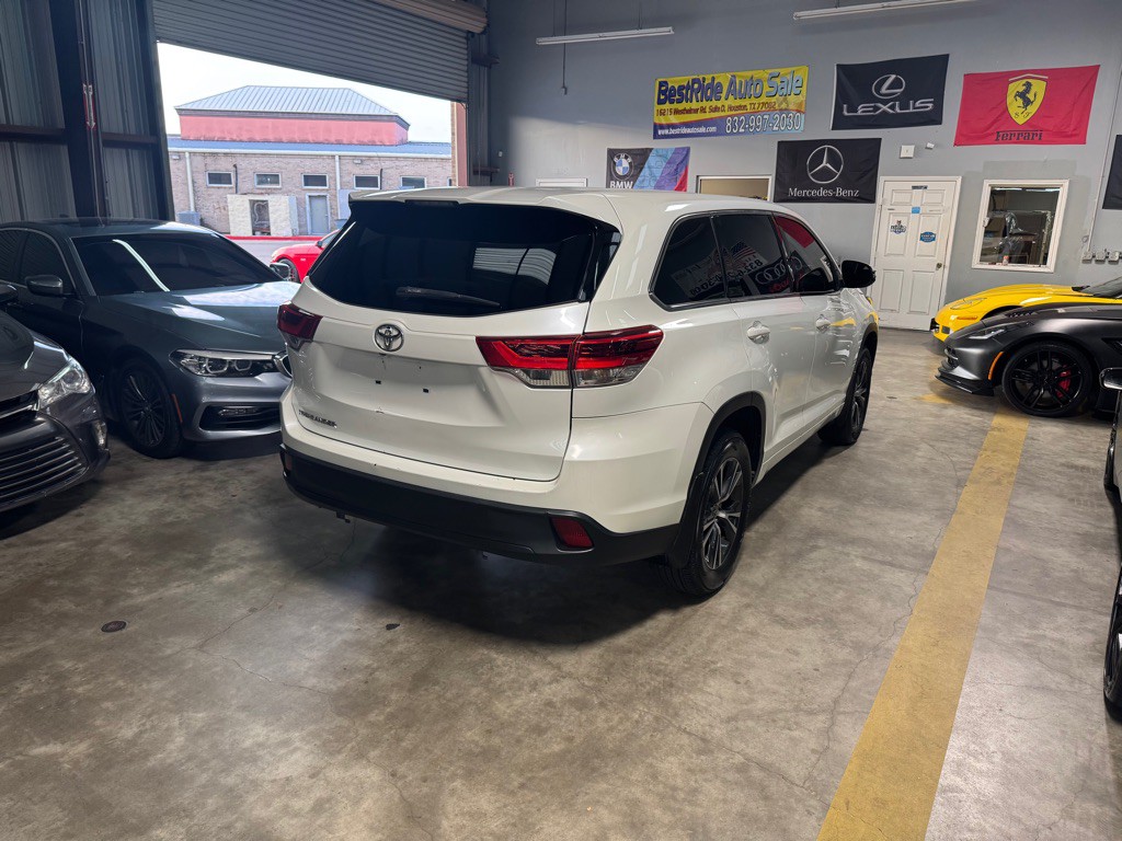 2018 Toyota Highlander Image 7
