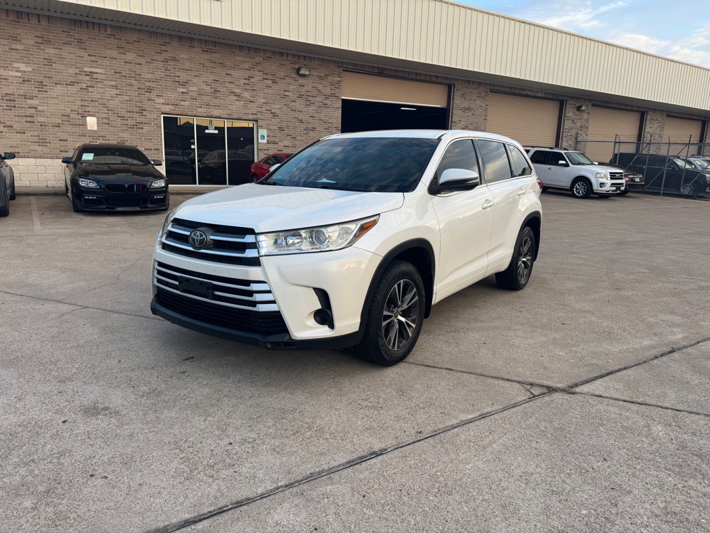 2018 Toyota Highlander Image 12