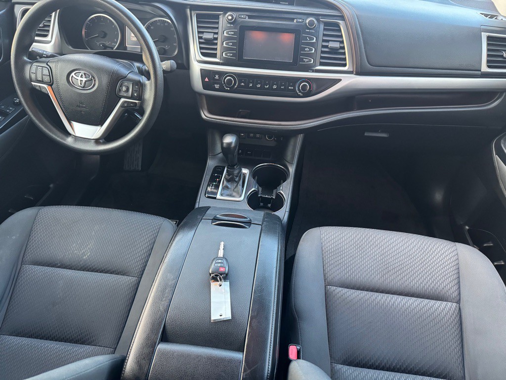 2018 Toyota Highlander Image 31