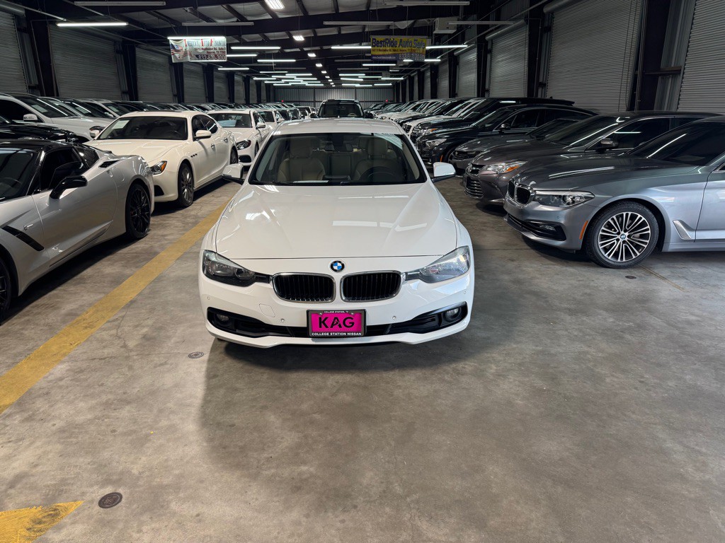 2017 BMW 3 Series Image 4