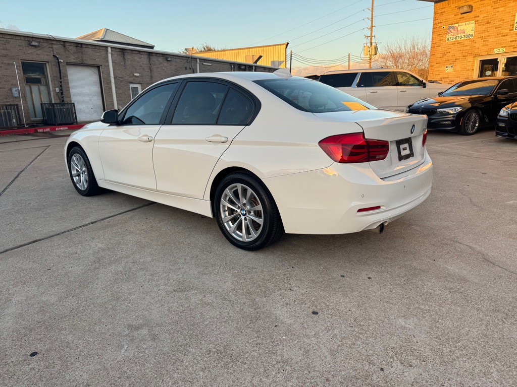 2017 BMW 3 Series Image 20