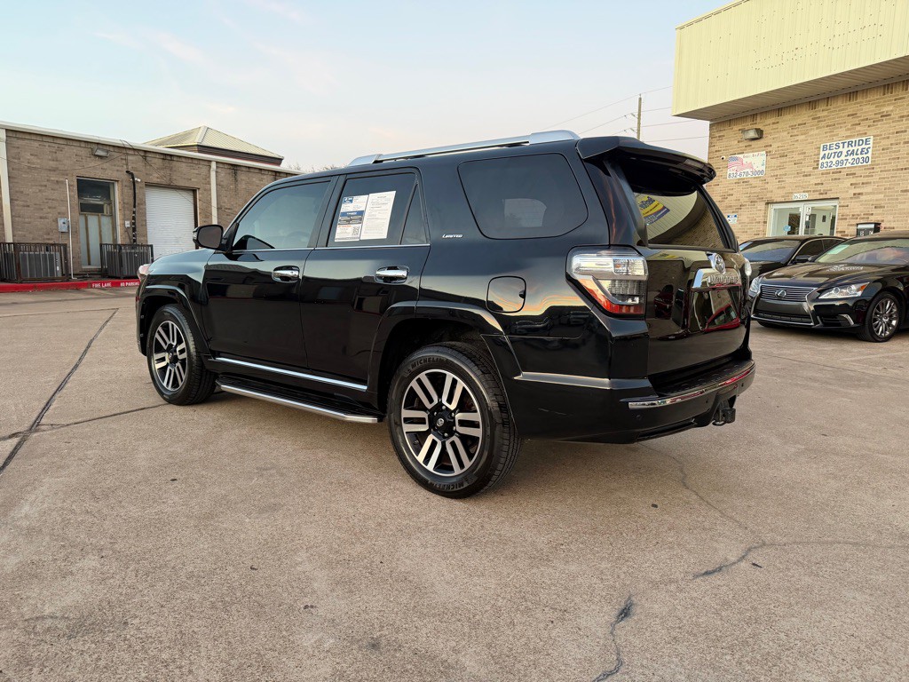 2016 Toyota 4Runner Image 19