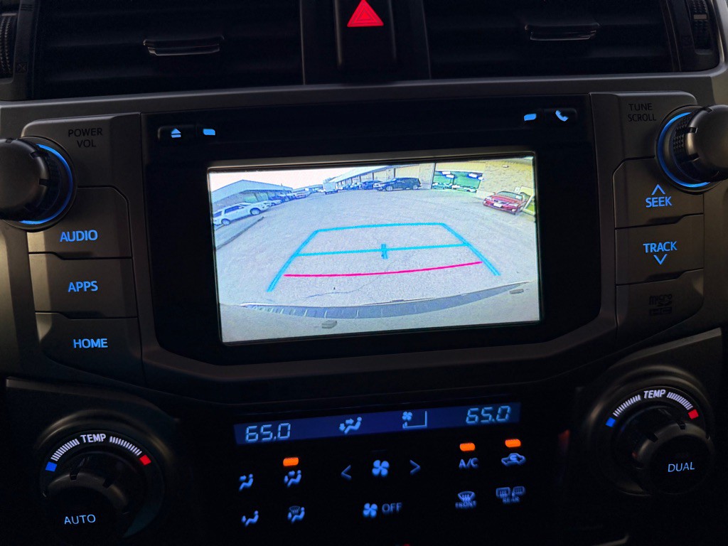 2016 Toyota 4Runner Image 30