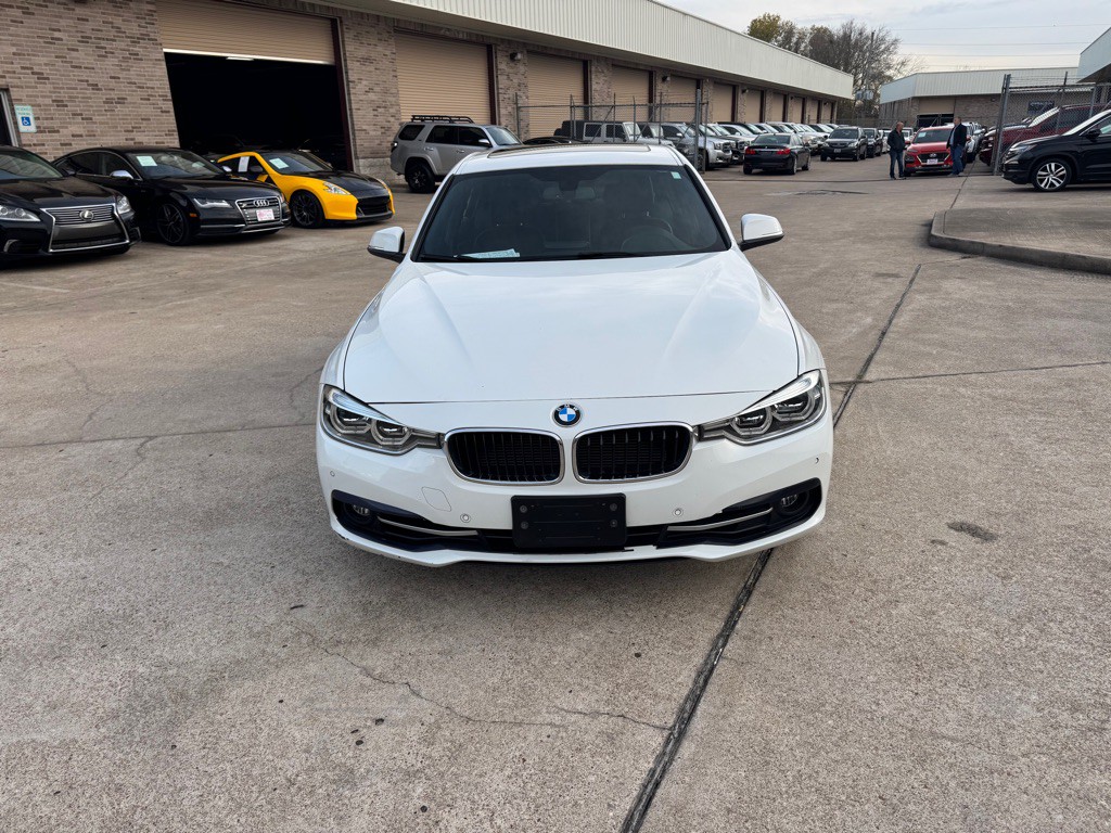 2016 BMW 3 Series Image 16