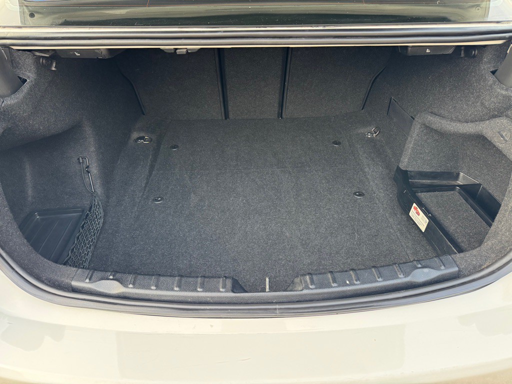 2016 BMW 3 Series Image 29