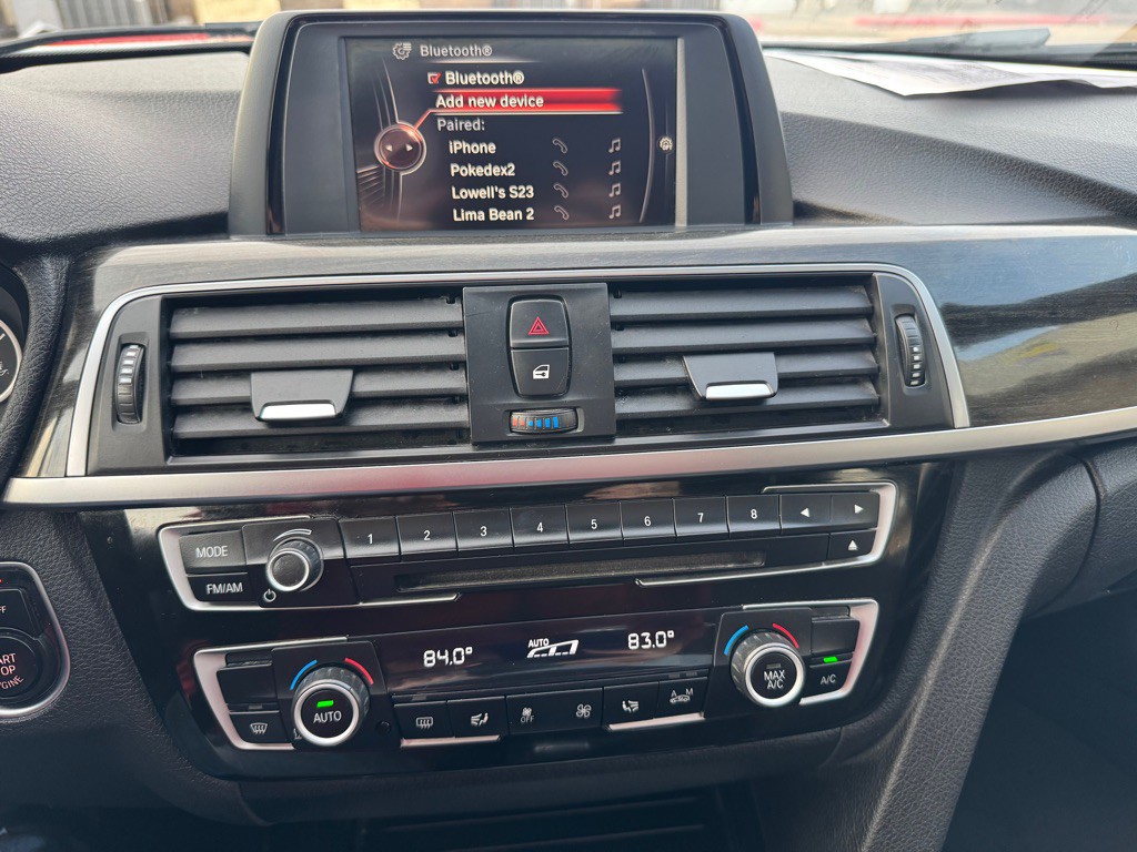 2016 BMW 3 Series Image 33