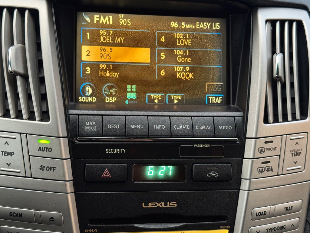 2007 Lexus RX Image 23