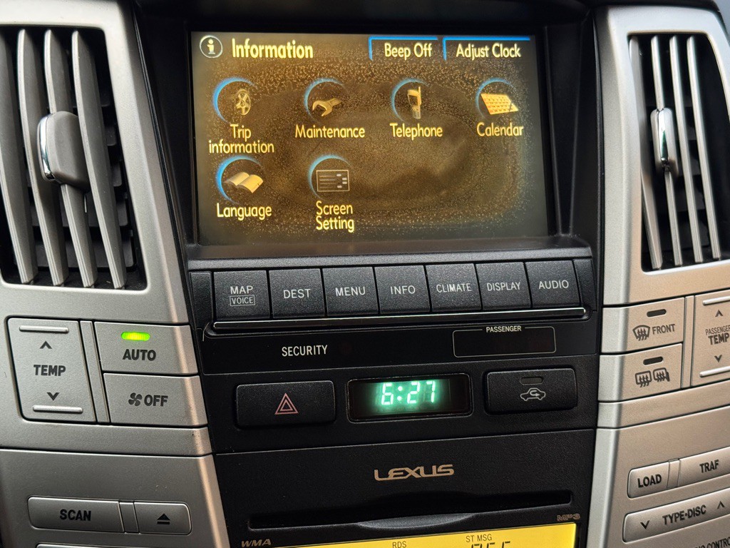 2007 Lexus RX Image 25