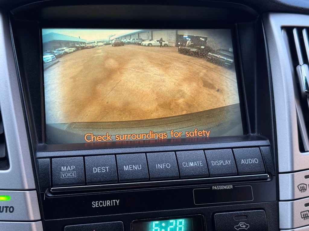 2007 Lexus RX Image 26