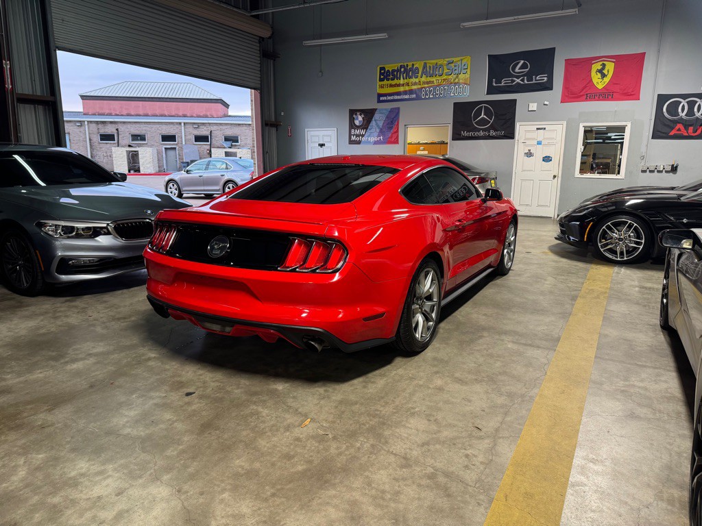 2015 Ford Mustang Image 8