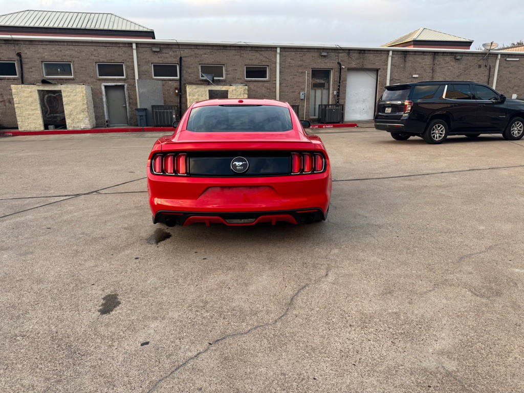 2015 Ford Mustang Image 21