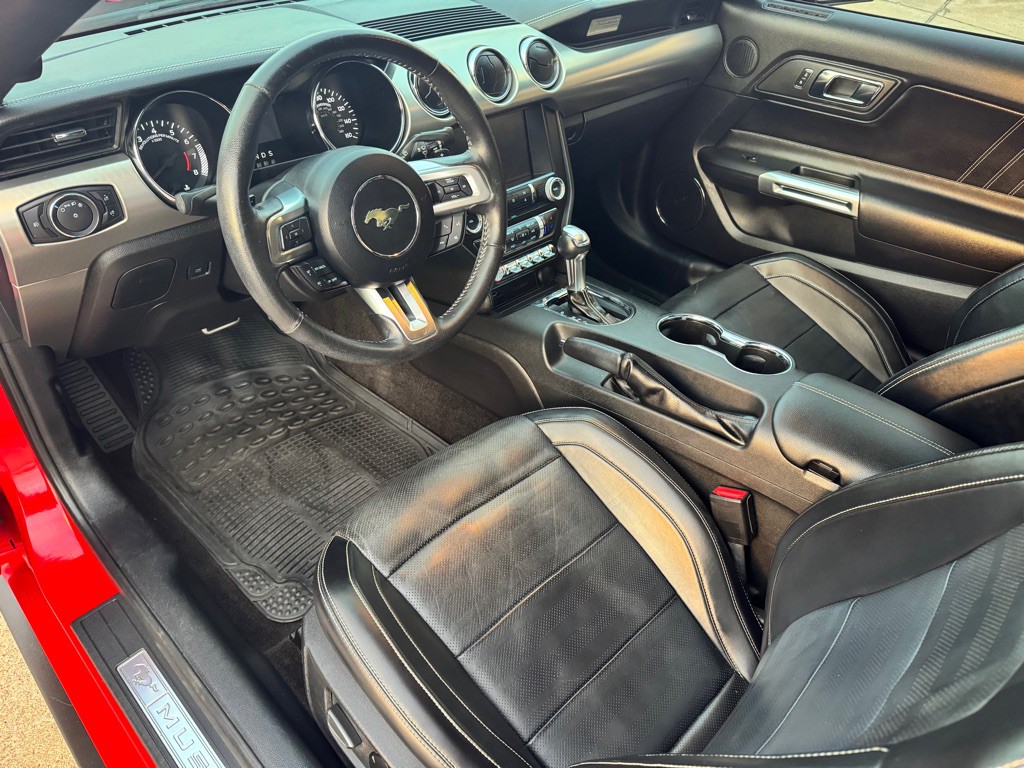 2015 Ford Mustang Image 25