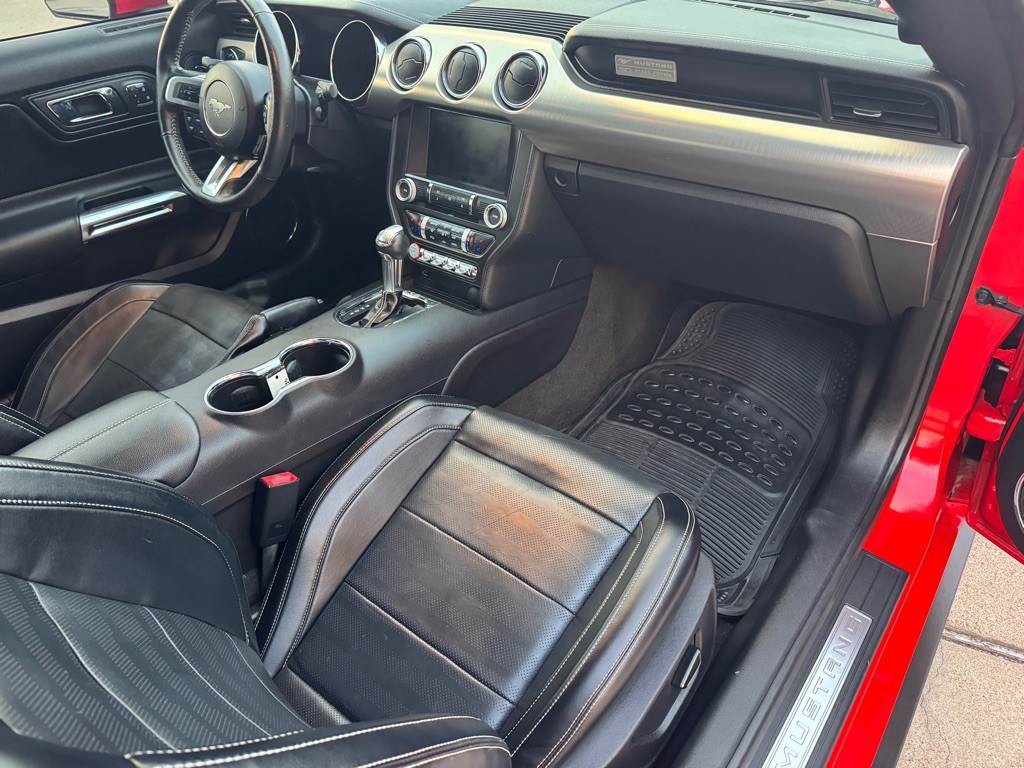 2015 Ford Mustang Image 27