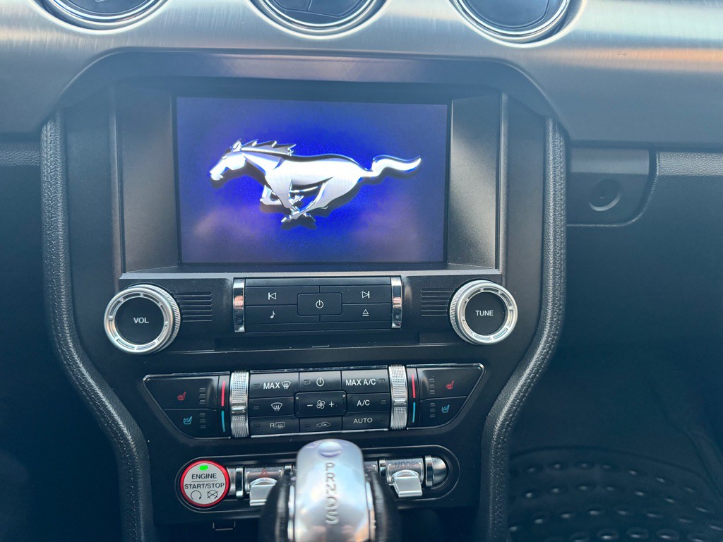 2015 Ford Mustang Image 29