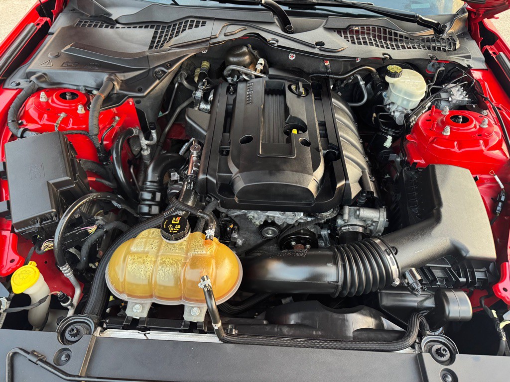 2015 Ford Mustang Image 36