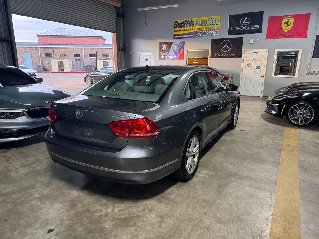 2015 Volkswagen Passat Image 7