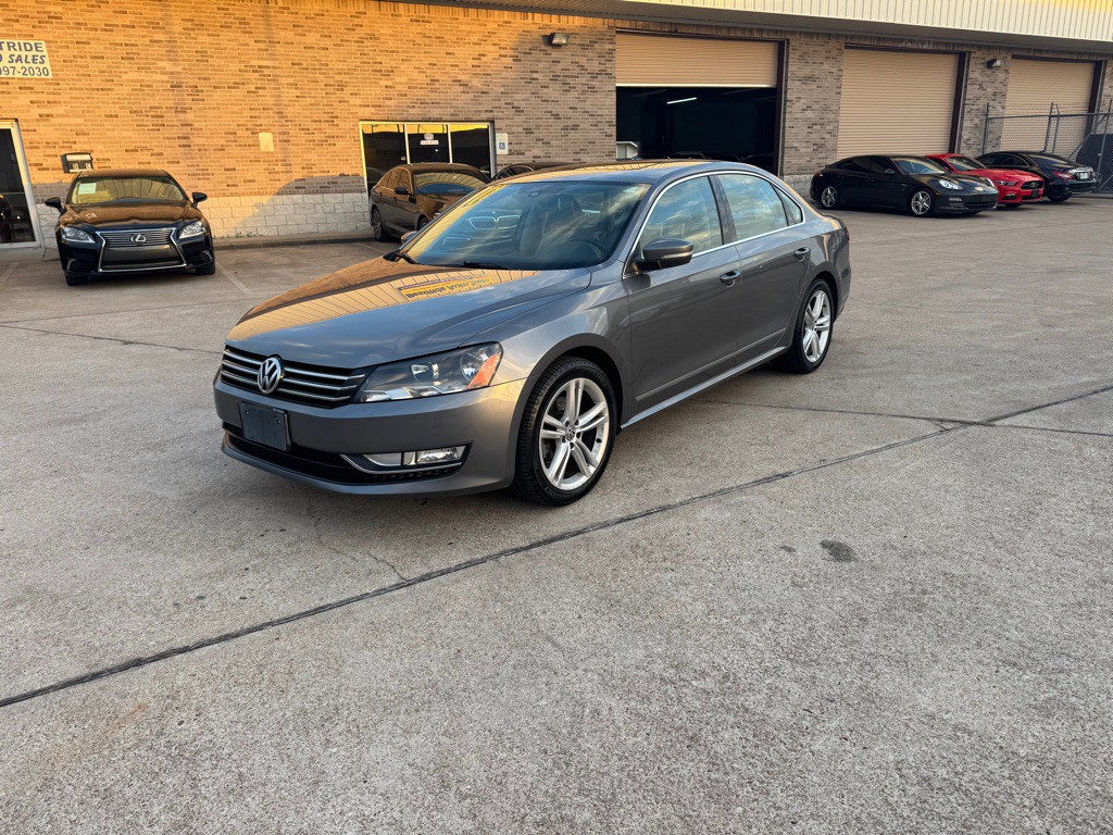 2015 Volkswagen Passat Image 12