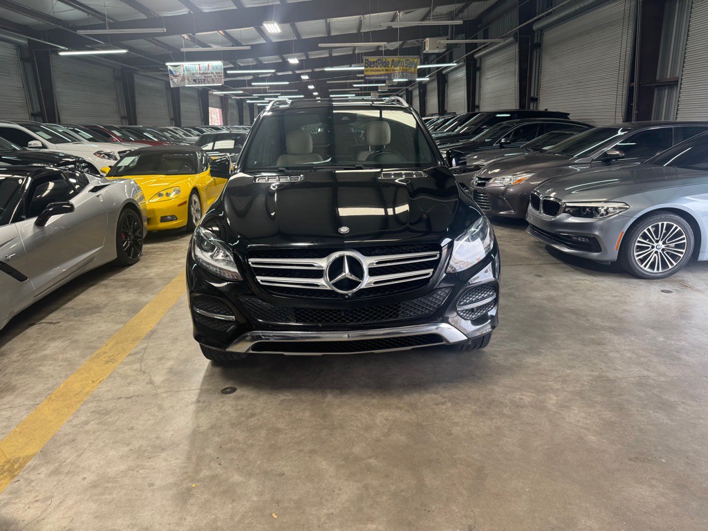 2017 Mercedes-Benz GLE-Class Image 4