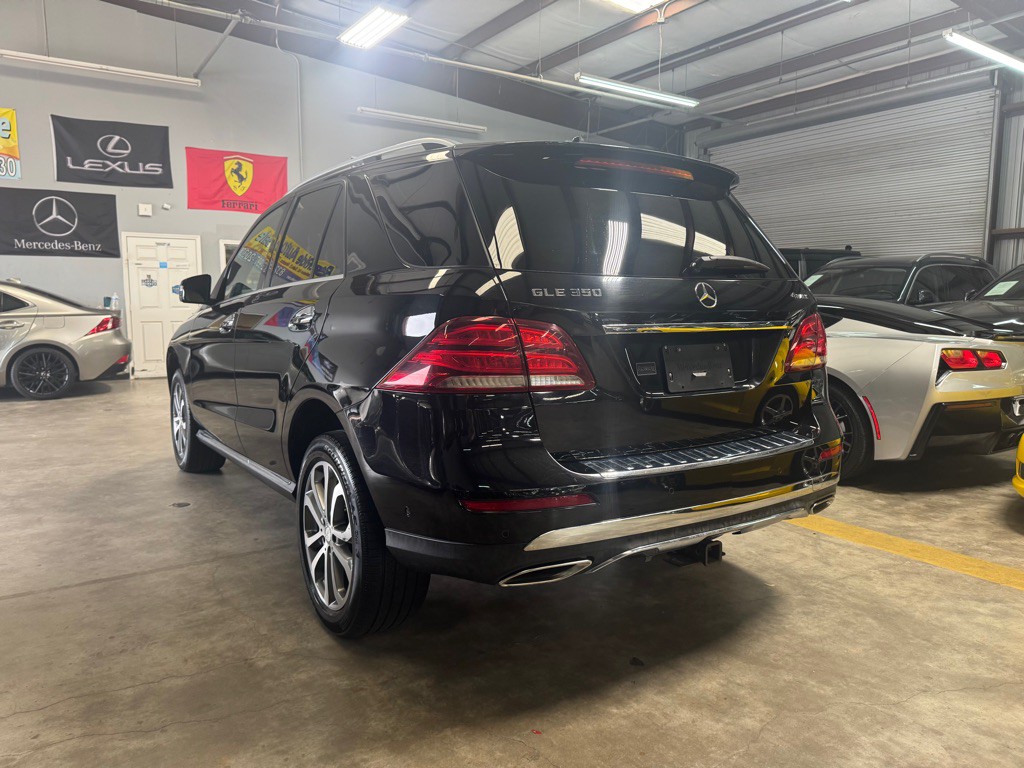 2017 Mercedes-Benz GLE-Class Image 8