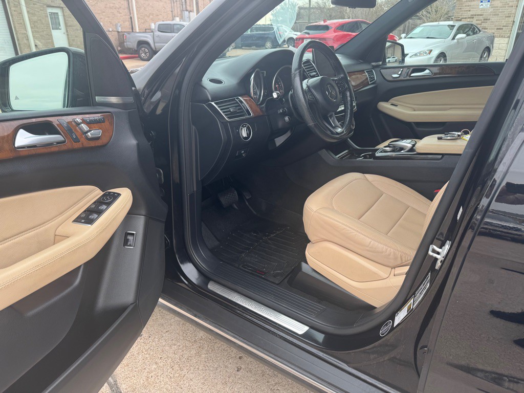 2017 Mercedes-Benz GLE-Class Image 21