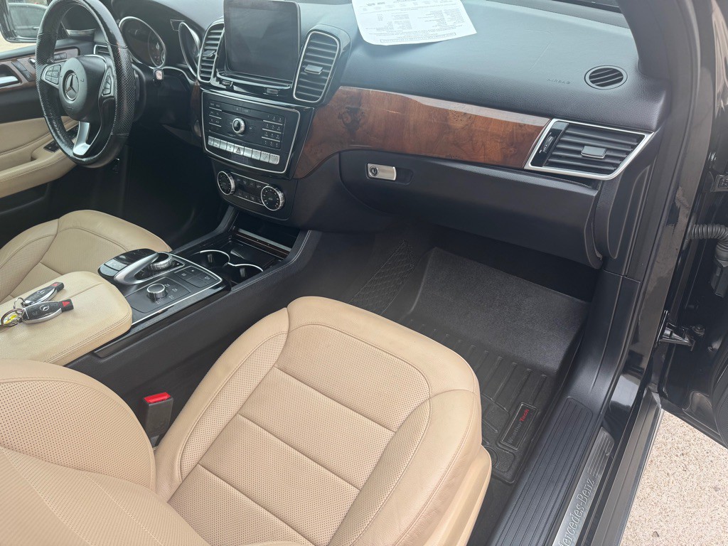 2017 Mercedes-Benz GLE-Class Image 24