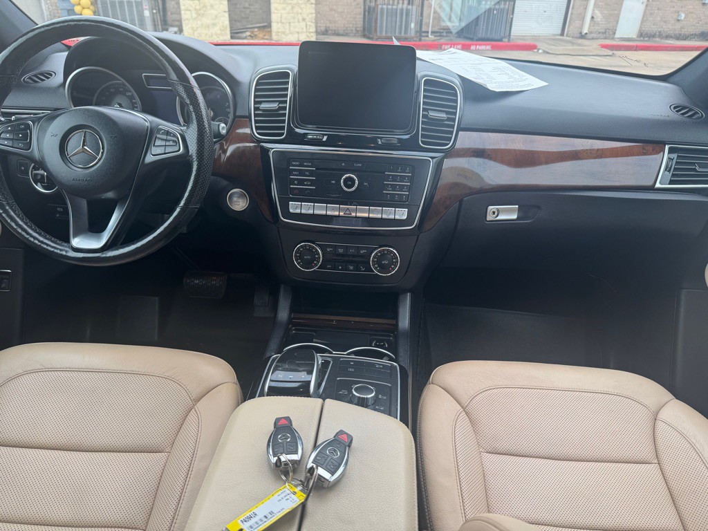 2017 Mercedes-Benz GLE-Class Image 27