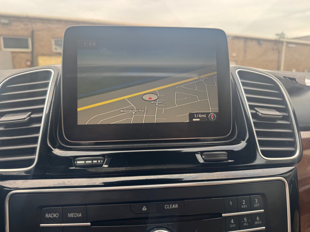 2017 Mercedes-Benz GLE-Class Image 33