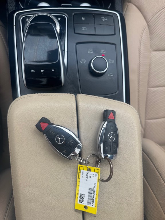 2017 Mercedes-Benz GLE-Class Image 35