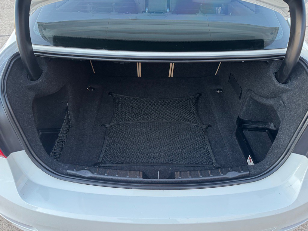 2013 BMW 3 Series Image 33