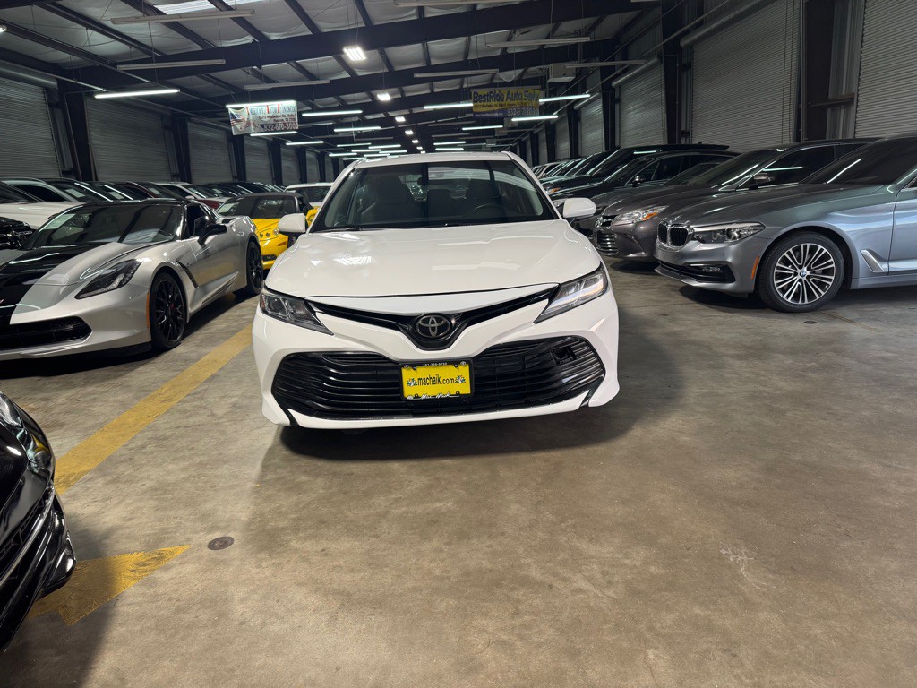 2018 Toyota Camry Image 4