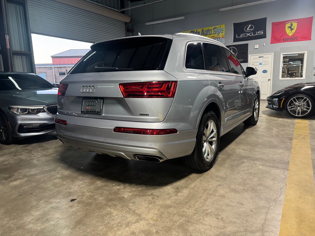 2018 Audi Q7 Image 14