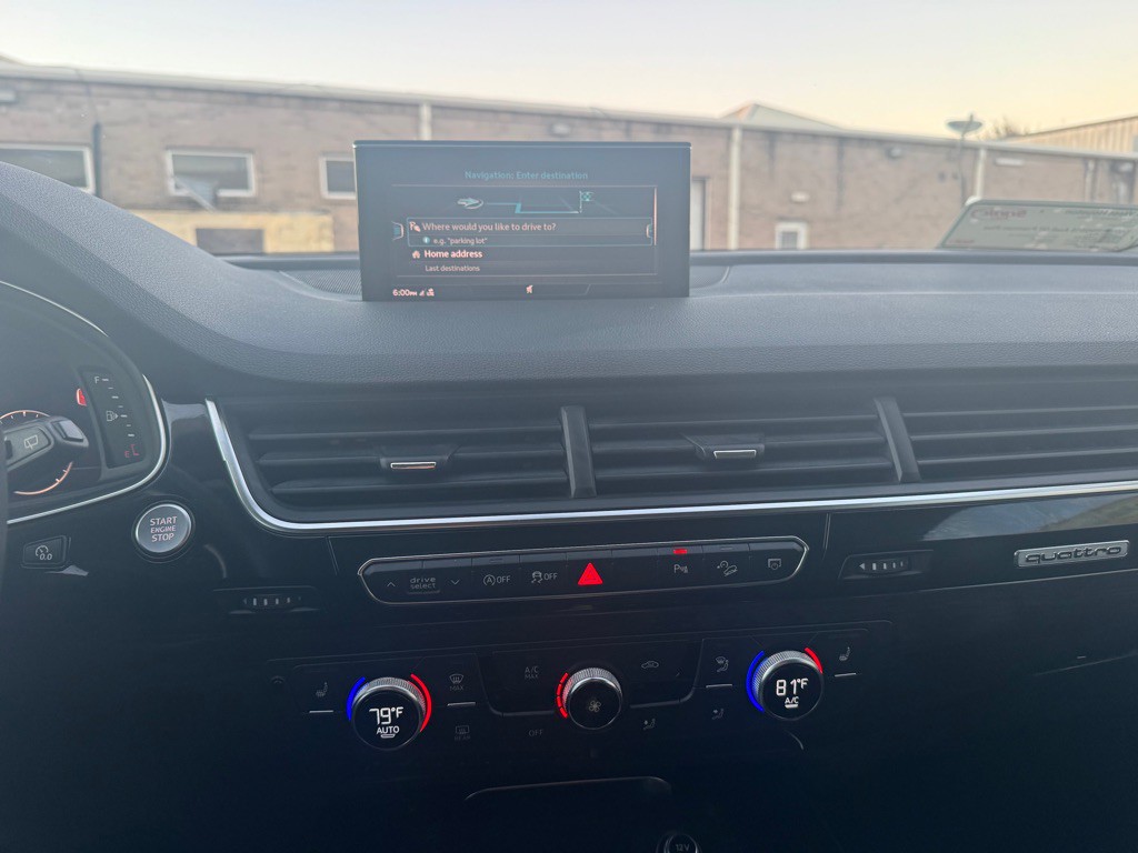 2018 Audi Q7 Image 43