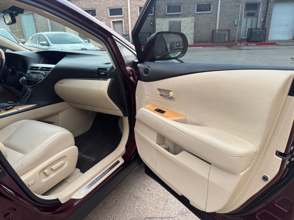 2015 Lexus RX Image 24