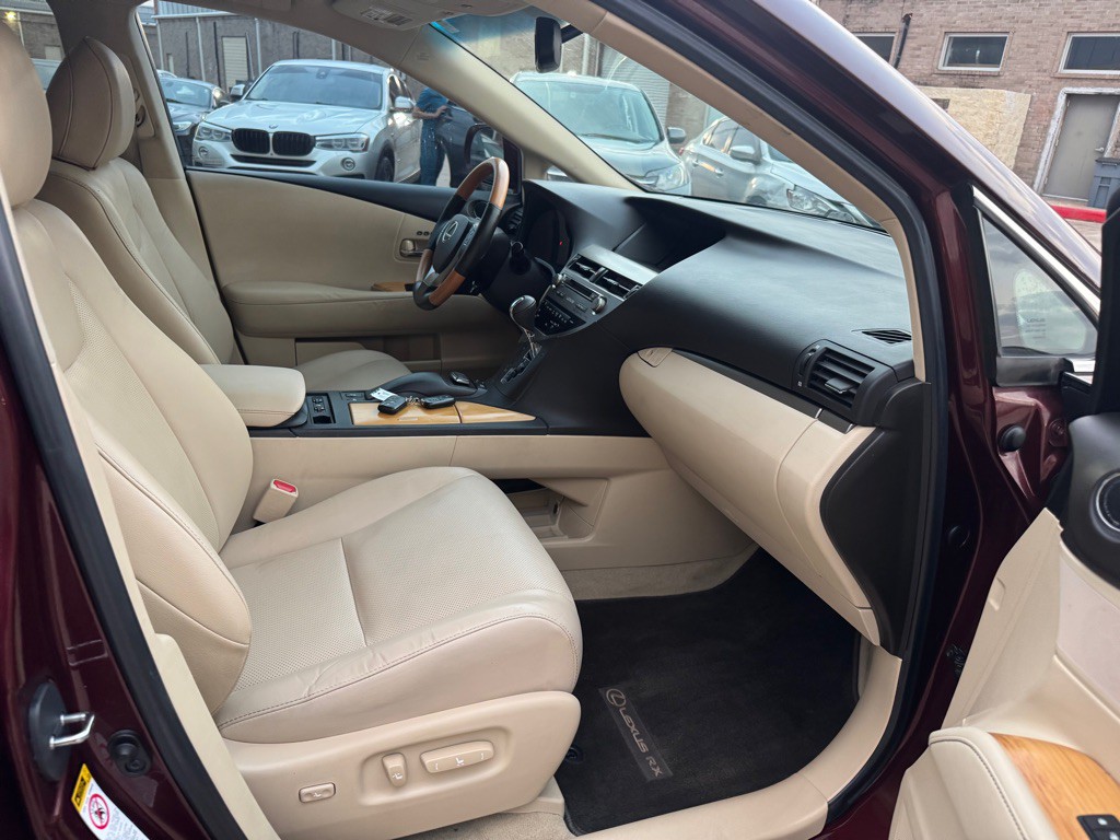 2015 Lexus RX Image 25