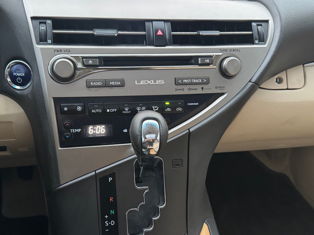 2015 Lexus RX Image 35