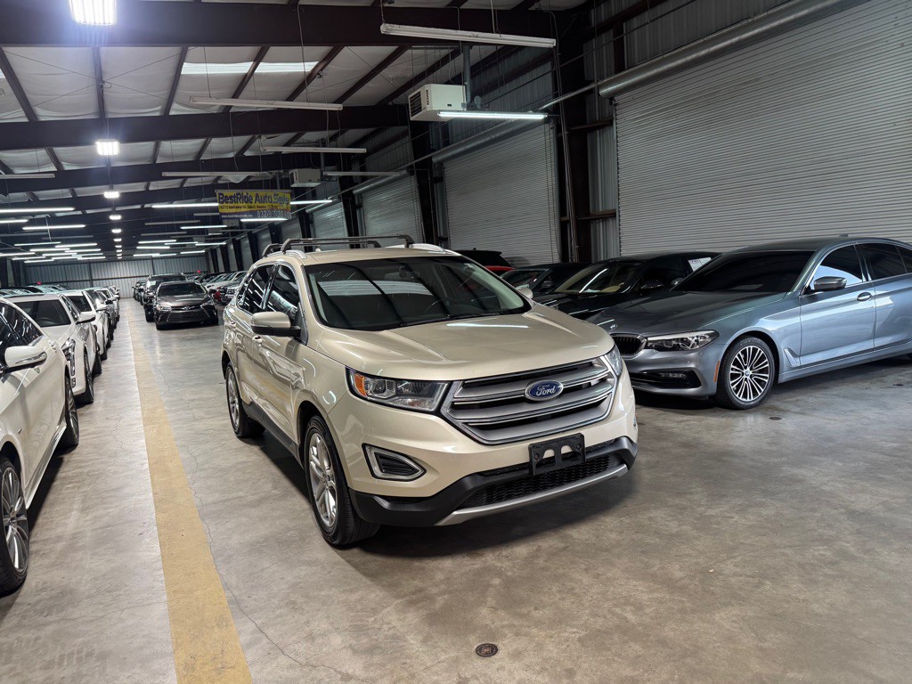 2017 Ford Edge Image 3