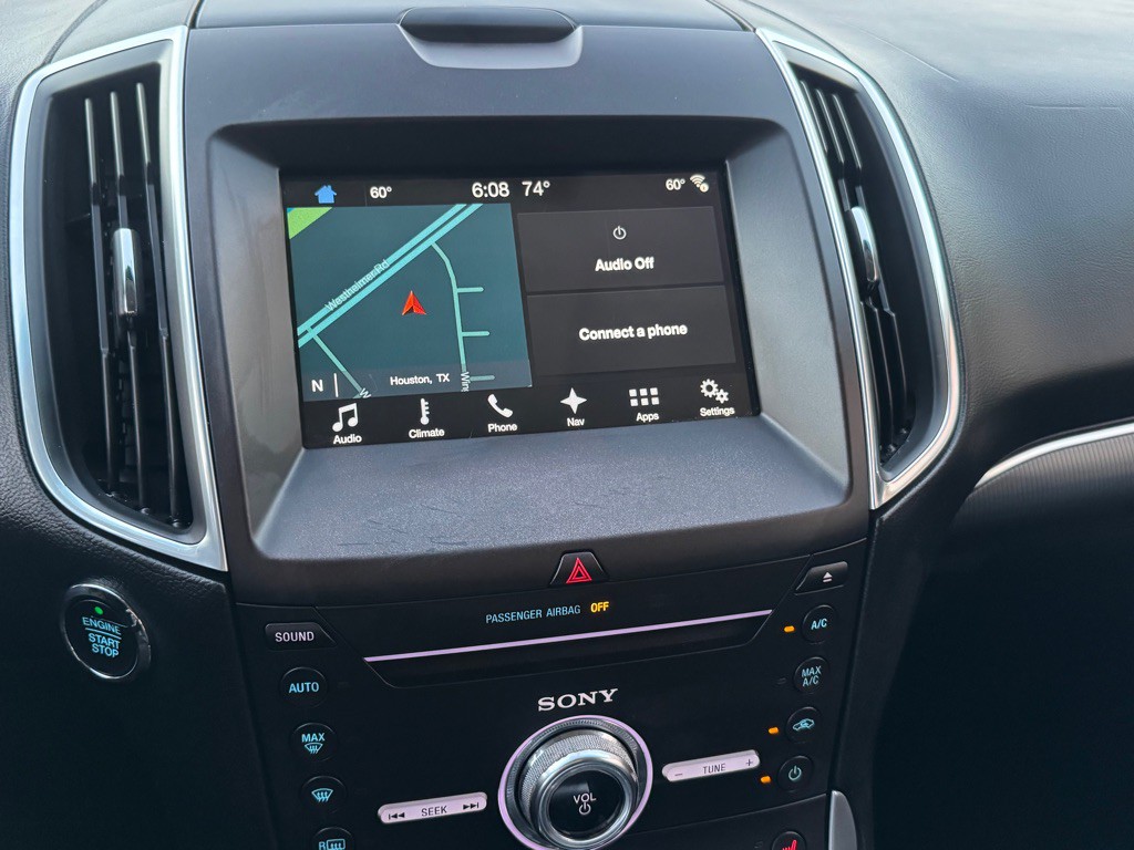 2017 Ford Edge Image 27