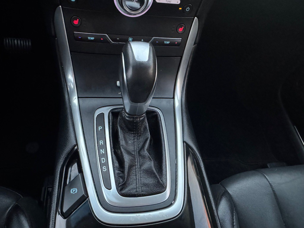 2017 Ford Edge Image 31