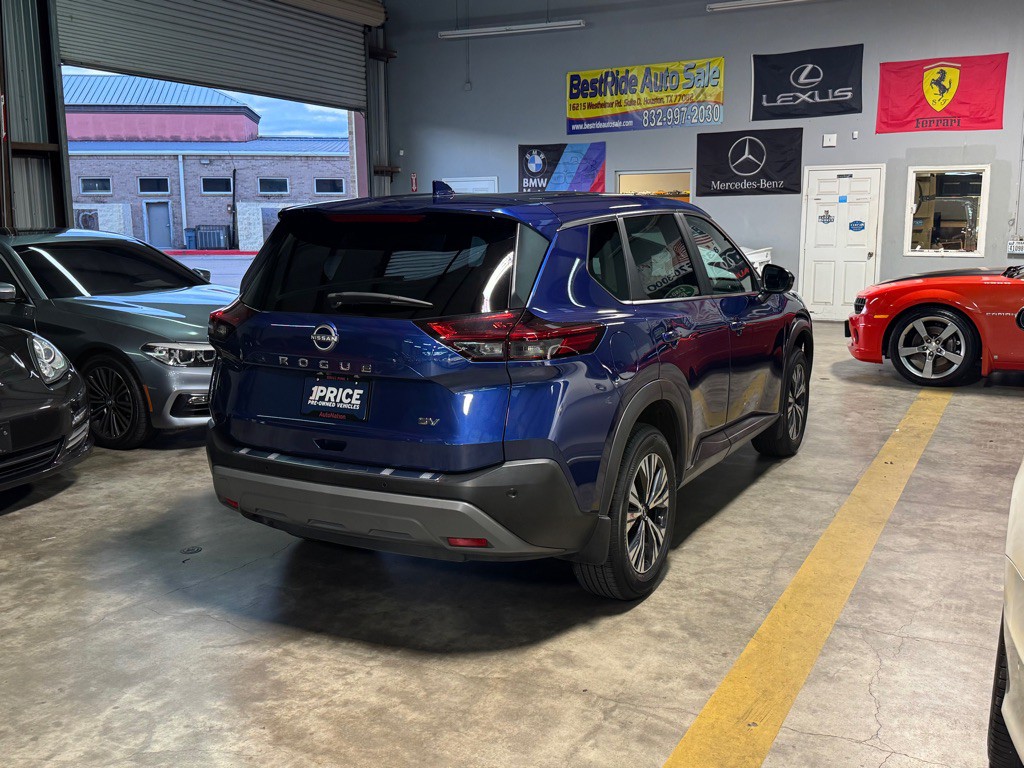 2023 Nissan Rogue Image 4