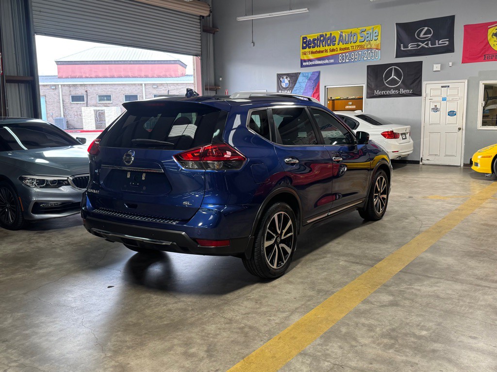 2019 Nissan Rogue Image 4