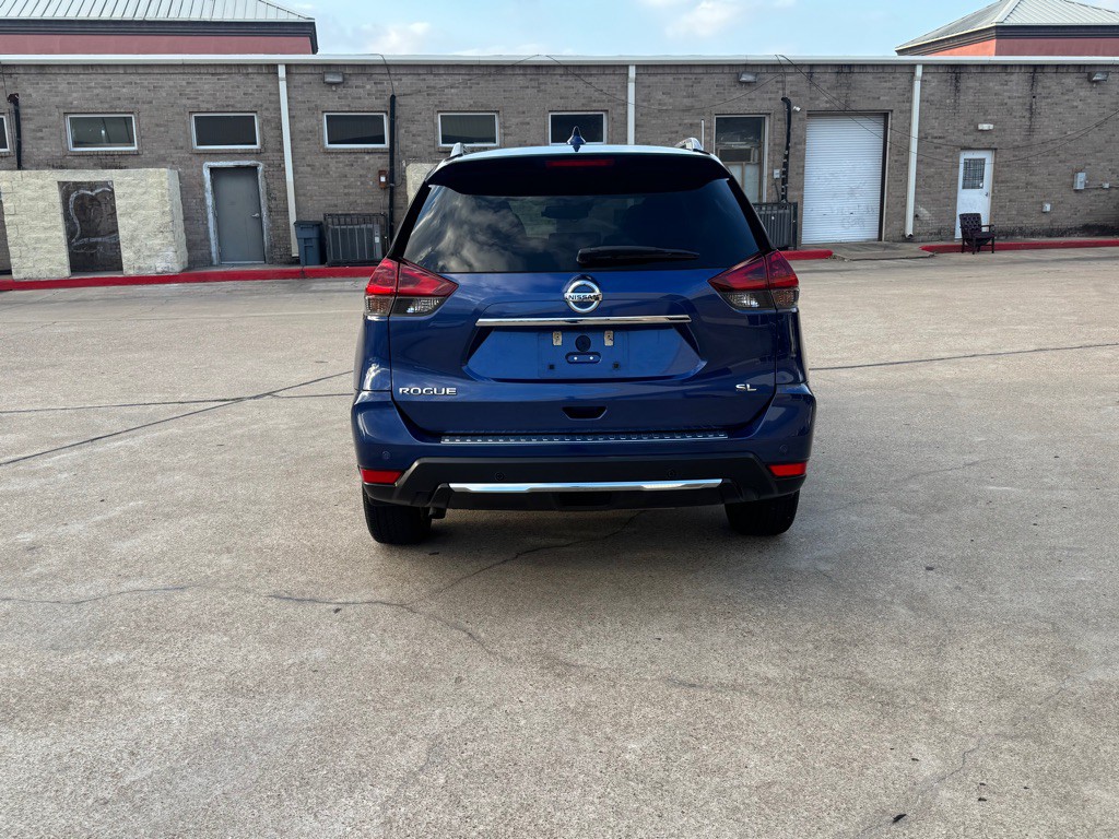 2019 Nissan Rogue Image 17