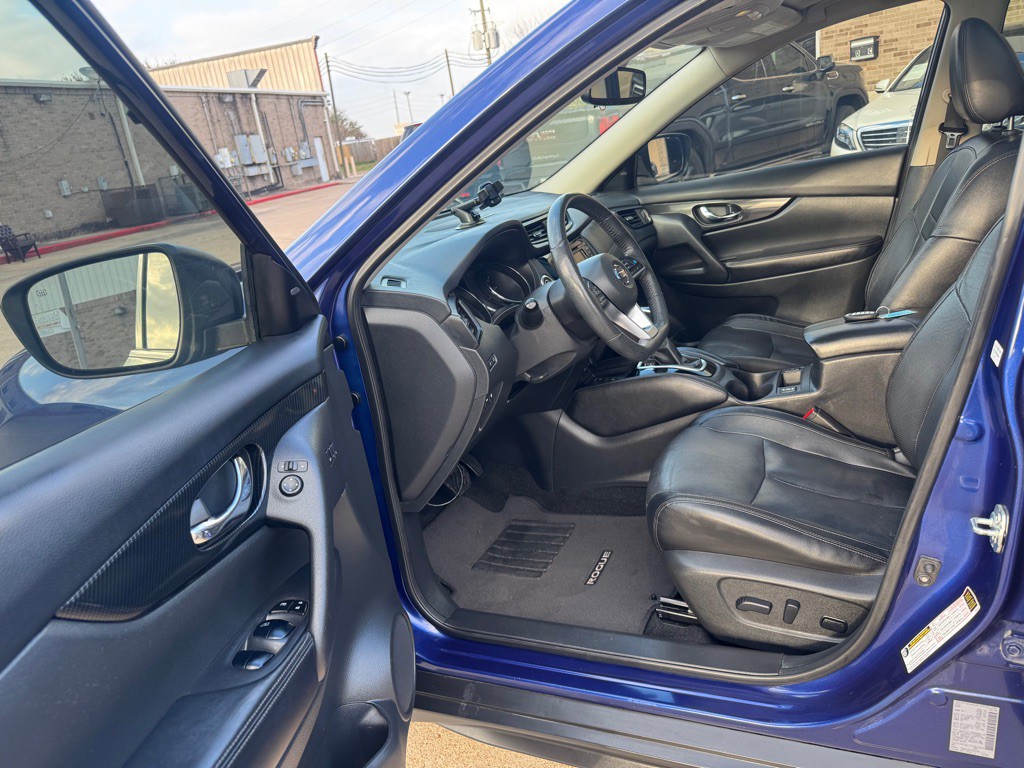 2019 Nissan Rogue Image 20