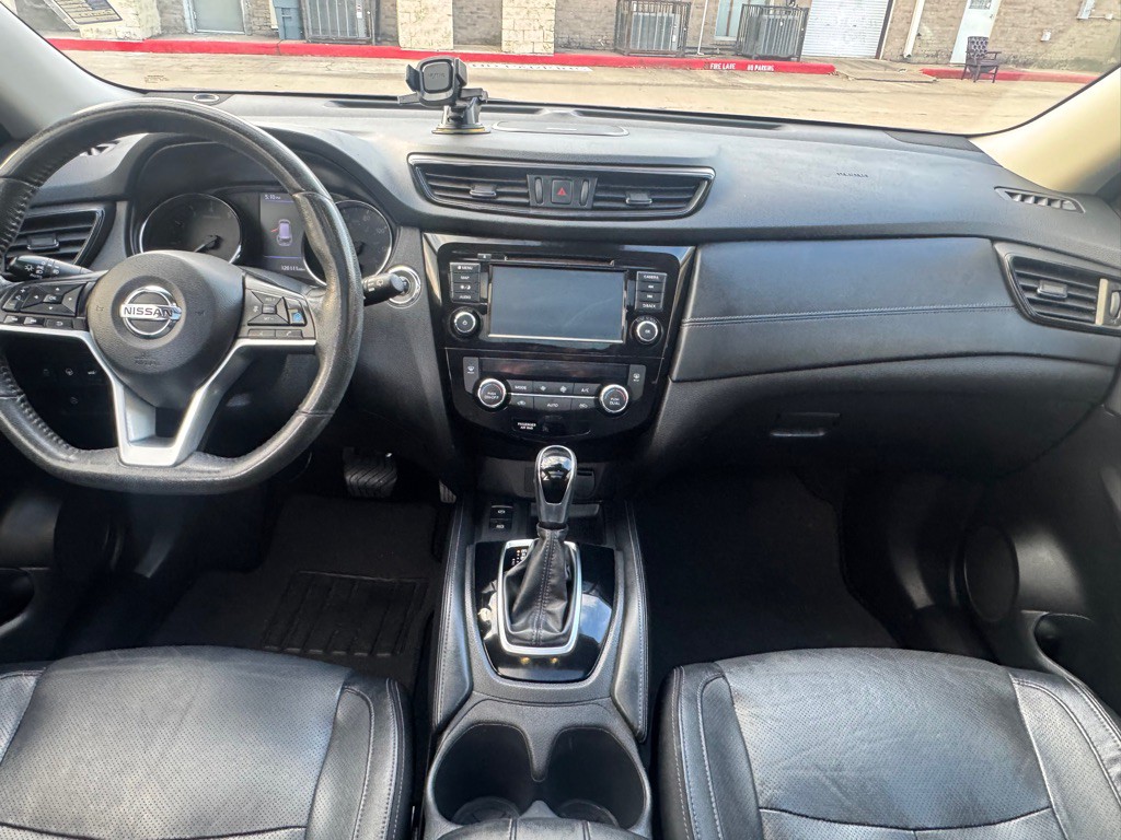 2019 Nissan Rogue Image 23