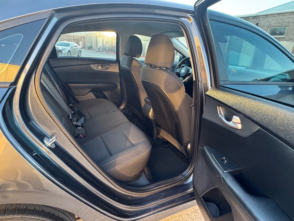 2020 Kia Forte Image 23